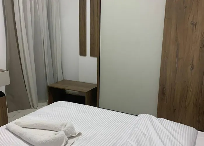La Prestigia 2br With A Big Balcony Chalet *