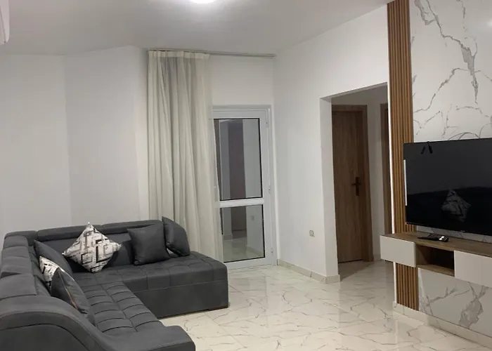 La Prestigia 2br With A Big Balcony Chalet *