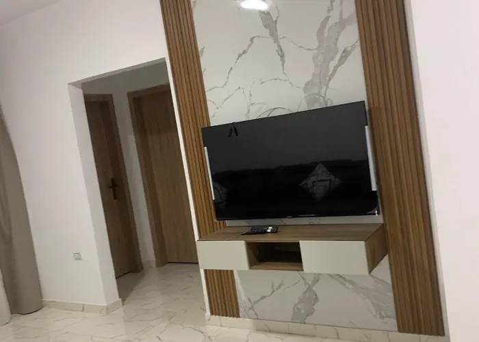 La Prestigia 2br With A Big Balcony Chalet *